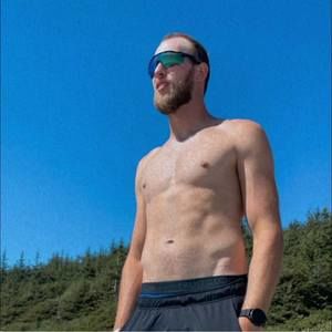 Meet your Posher, Connor